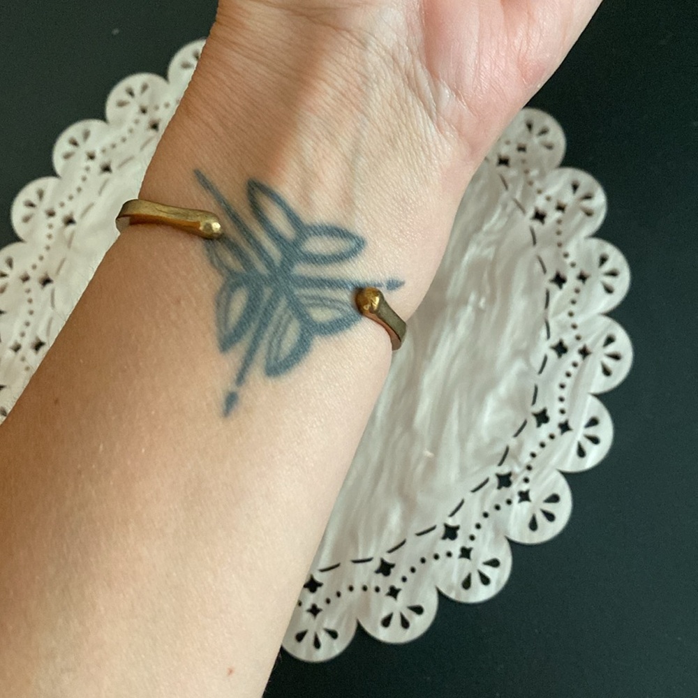 Geo Shape Cuff - Picture 4 of 6